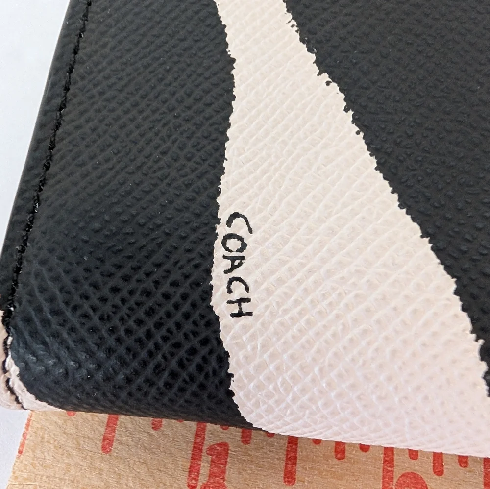 Coach Wallet Zebra Stripe Black and White NWT